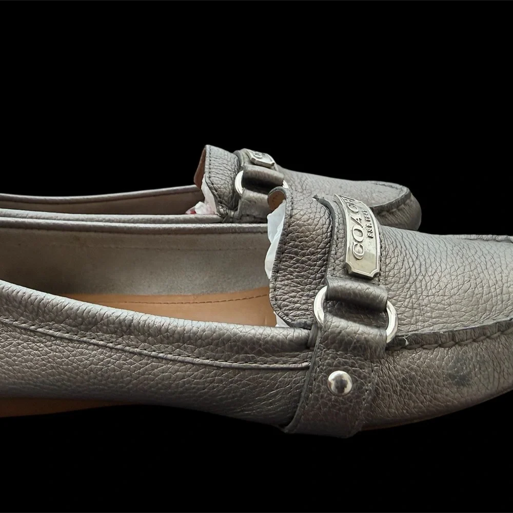 Coach Frederica Loafers – Metallic Gunmetal
Size 7.5 (EU 38) | Style #72000 - Picture 2 of 9